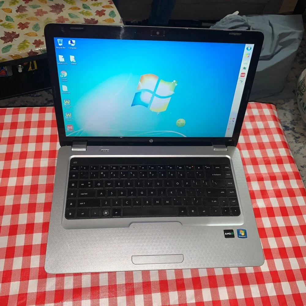 HP G62 Notebook PC AMD V120 Processor 2.20 GHz laptop